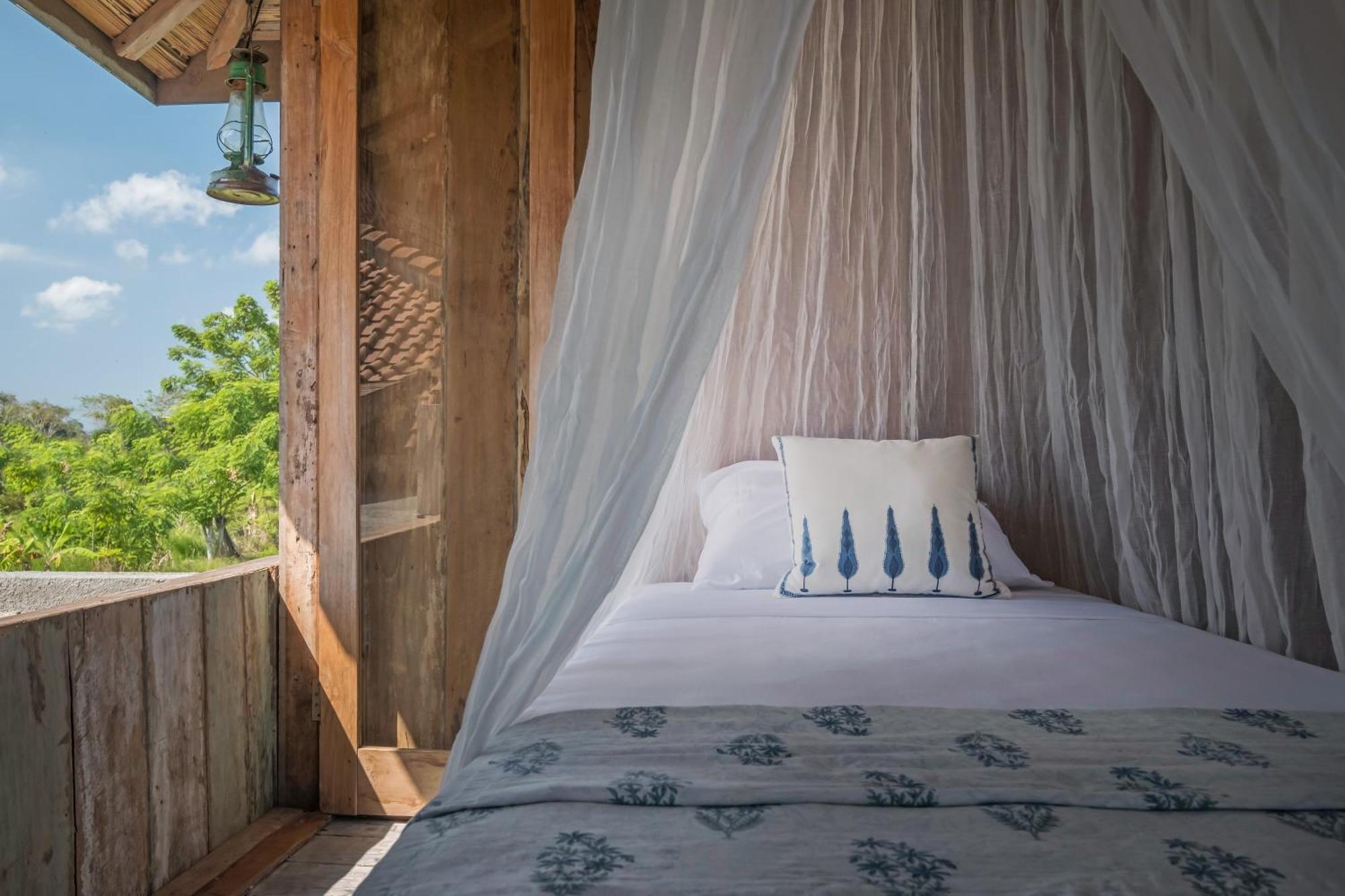 Villa Manggala - 13 Mins Walk To Berawa Beach Canggu  Exterior photo