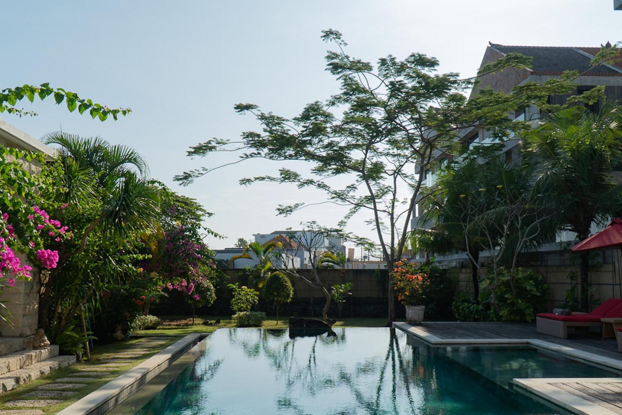 Villa Manggala - 13 Mins Walk To Berawa Beach Canggu  Exterior photo